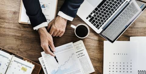 5 Tips to Improve Customer Retention improve customer retention, business tips, business help, how to grow my business